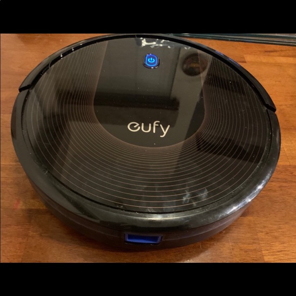 Eufy RoboVac 30C. Model: T2118. Color: Black - Picture 8 of 11